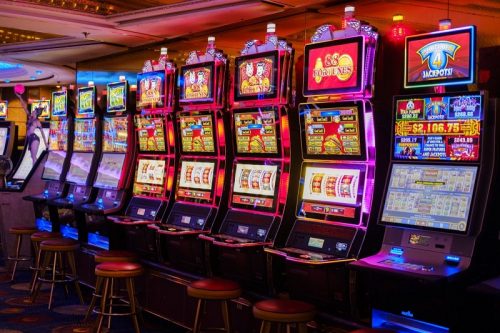 Tips for playing real money online slots from the experts